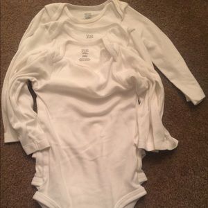 Carters Long Sleeve Onesie (24 Month)